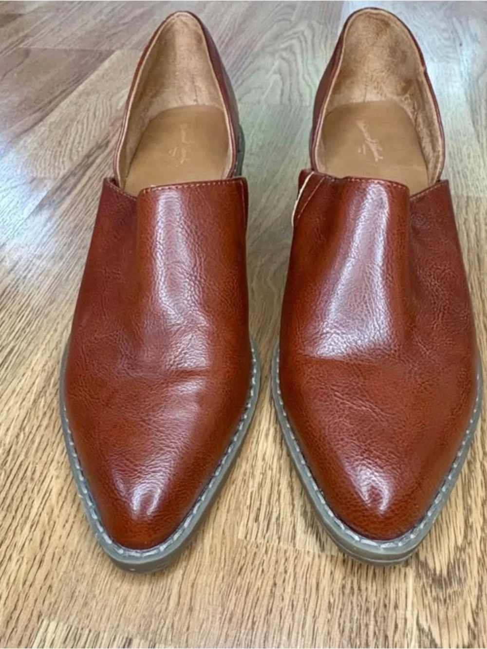 Size 9 Brown Cut-Out Slip-On Ankle Booties